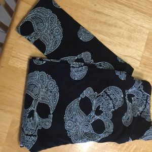 Lularoe OS paisley skulls. Unicorn!